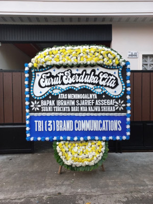 Papan Bunga Duka di Kecapi